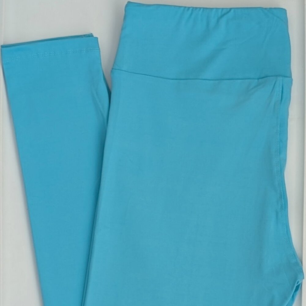 TC LuLaRoe Tall & Curvy Leggings Solid Sky Blue NWT